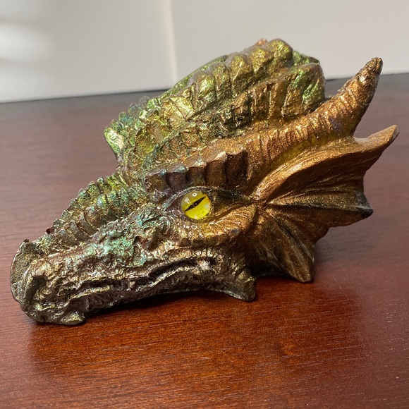 Vibrant Dragon Head  - Handmade with Resin - Picture 3 of 5